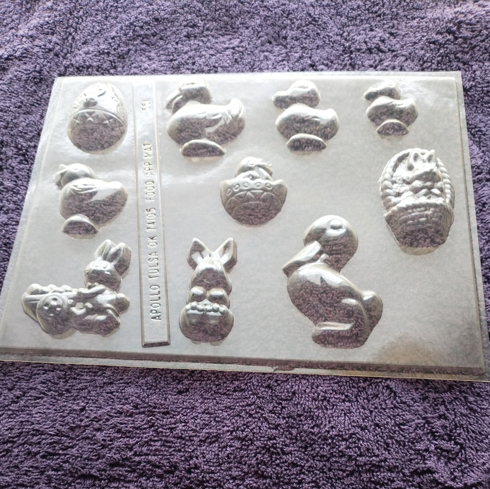 Easter Spring Rabbit Chick Sucker Candy Molds - Picture 2 of 4